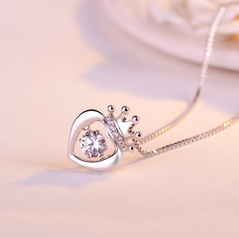 S925 sterling silver crown Queen's heart necklace