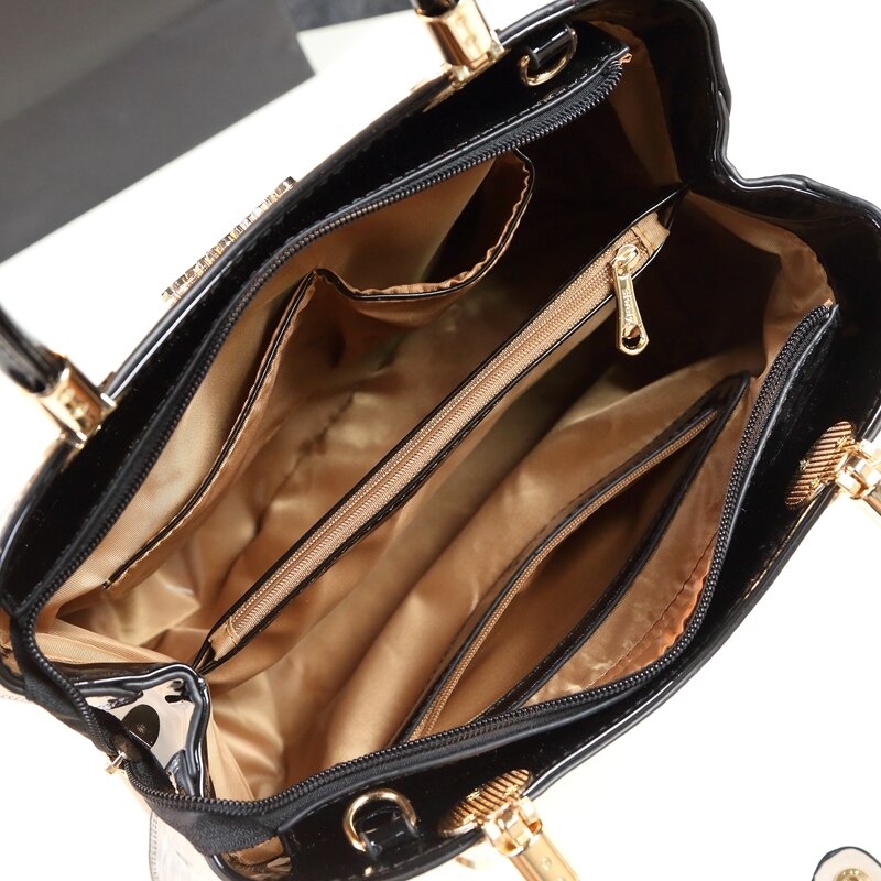 Bride Patent leather handbags